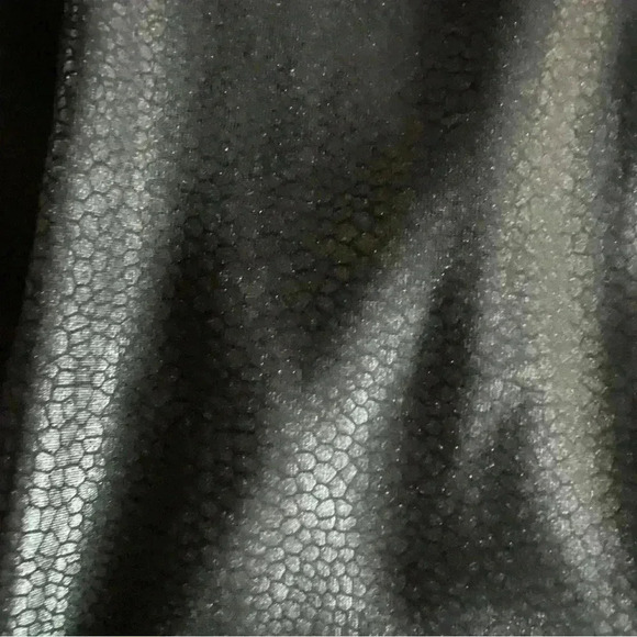 Spanx Faux Reptile Black Print Leggings - Small - Picture 3 of 5